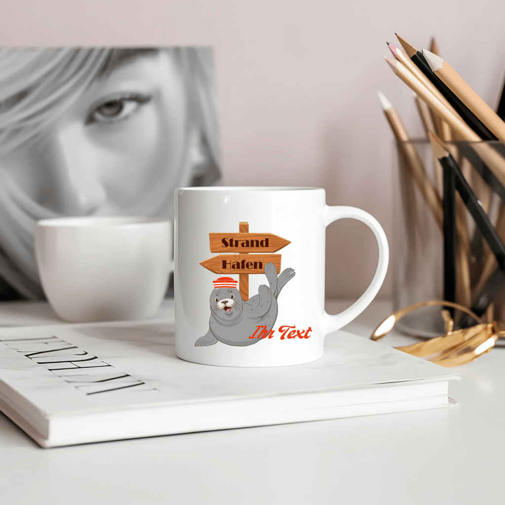 Personalisierte Kaffeetasse mit lustiger Robbe – Ihr individueller Name in maritimem Design, beidseitig bedruckt